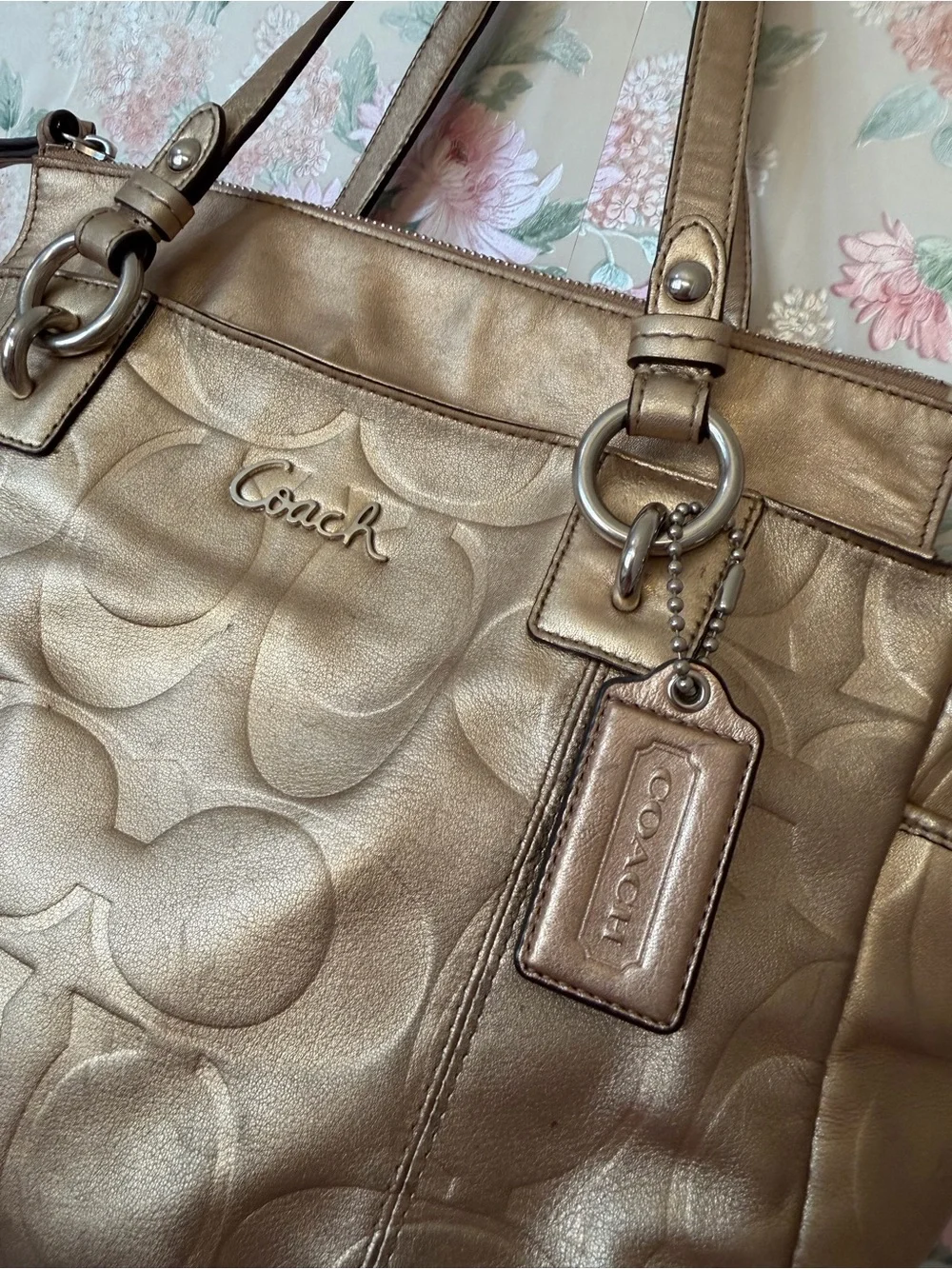 Y2KCoach Metallic Gold Signature Tote Bag